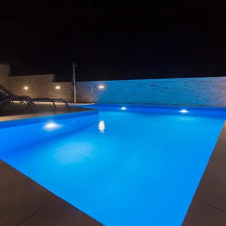 Of Murter, One Bedroom 公寓 穆泰尔岛