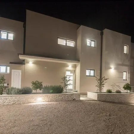 公寓 Of Murter, One Bedroom